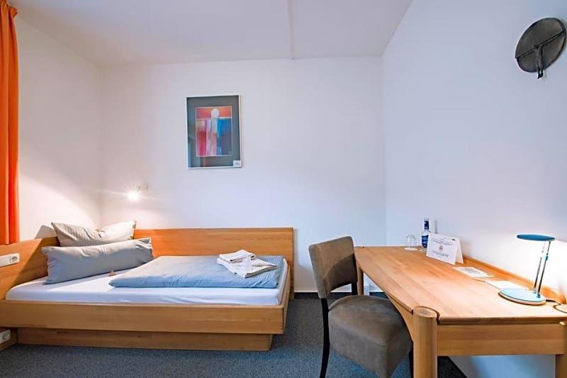 Hotel Der Akademie C Pirckheimer Haus image