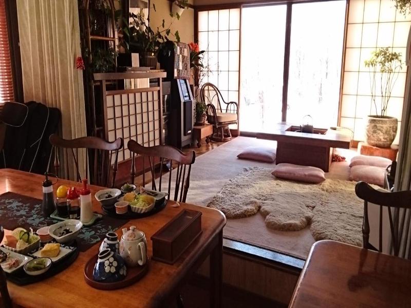 Lodge Amenouo image