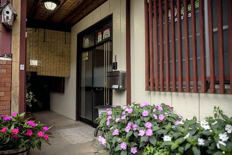 Lodge Amenouo image