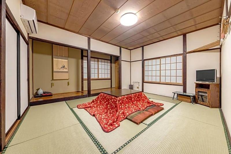 Lodge Amenouo image