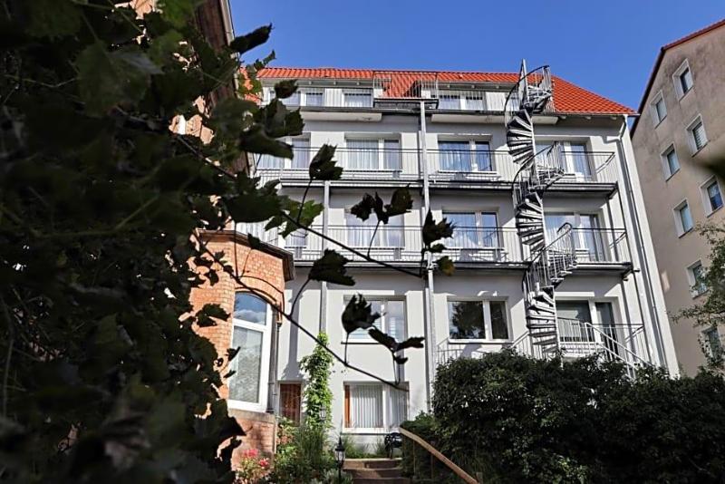 Hotel Am Park image