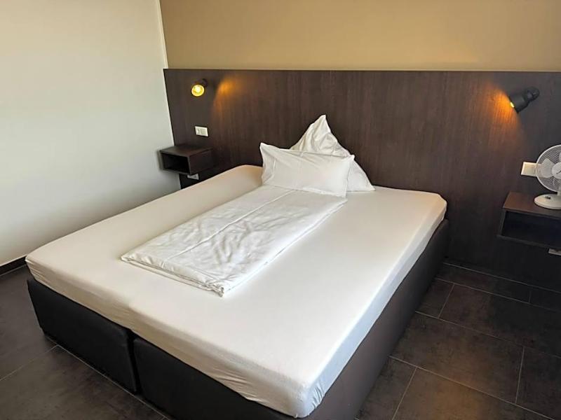Hotel Restaurant Ayhan image