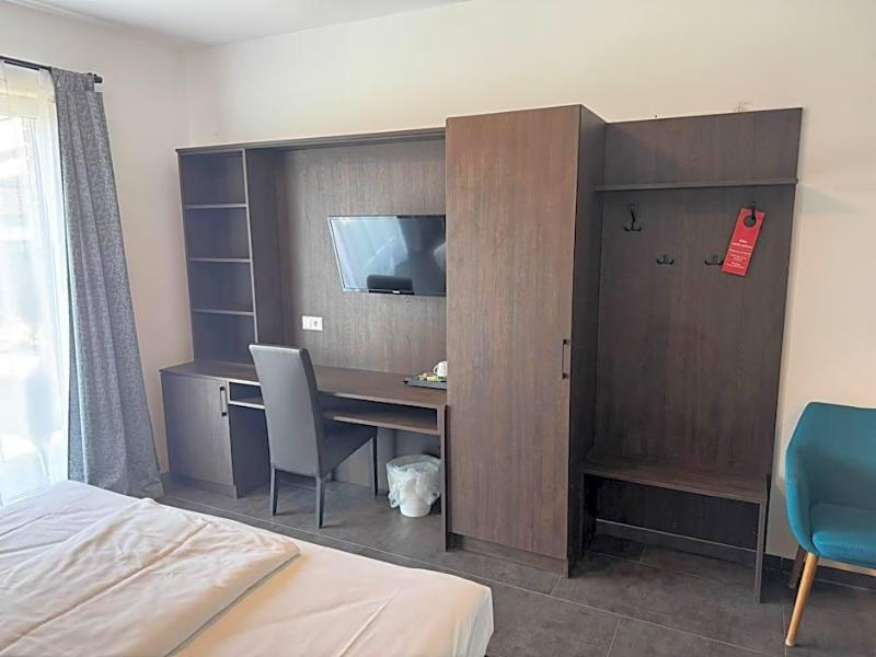 Hotel Restaurant Ayhan image