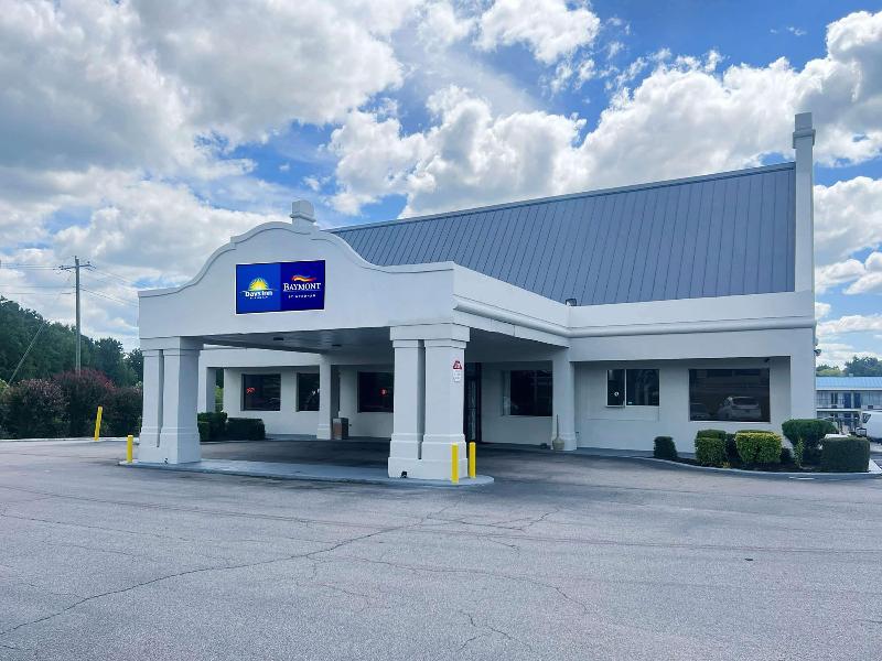 Baymont By Wyndham Emporia VA image