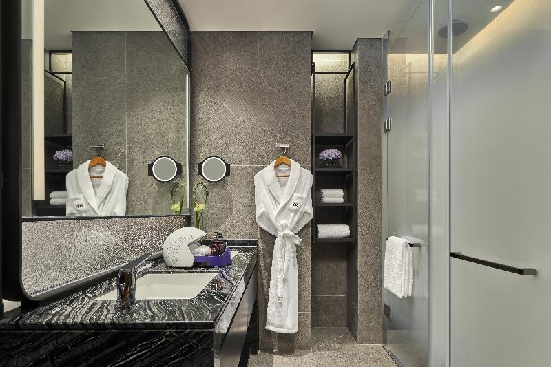Crowne Plaza Shanghai Snow World 5