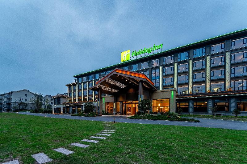 Holiday Inn Jiuhua Mountain Hot Spring image