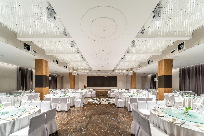 Holiday Inn Jiuhua Mountain Hot Spring image