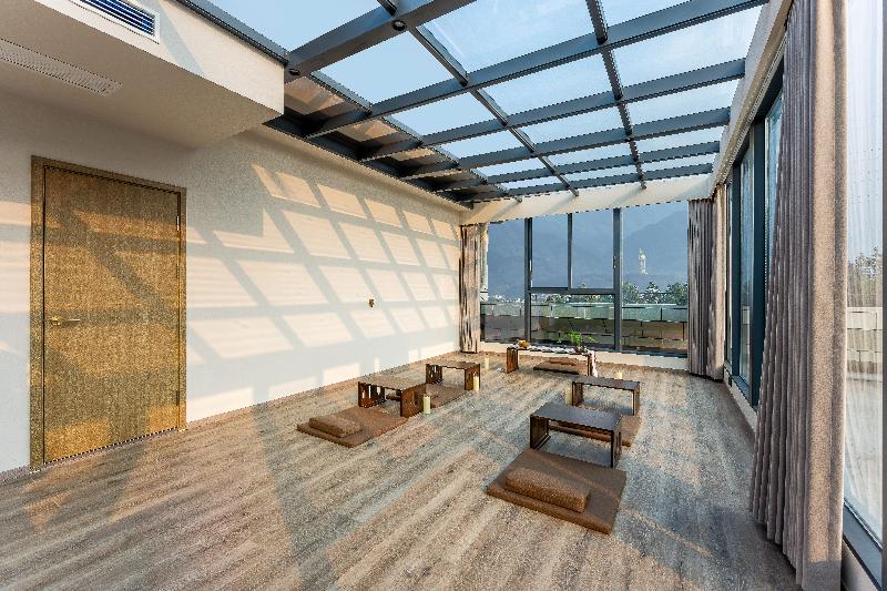 Holiday Inn Jiuhua Mountain Hot Spring image