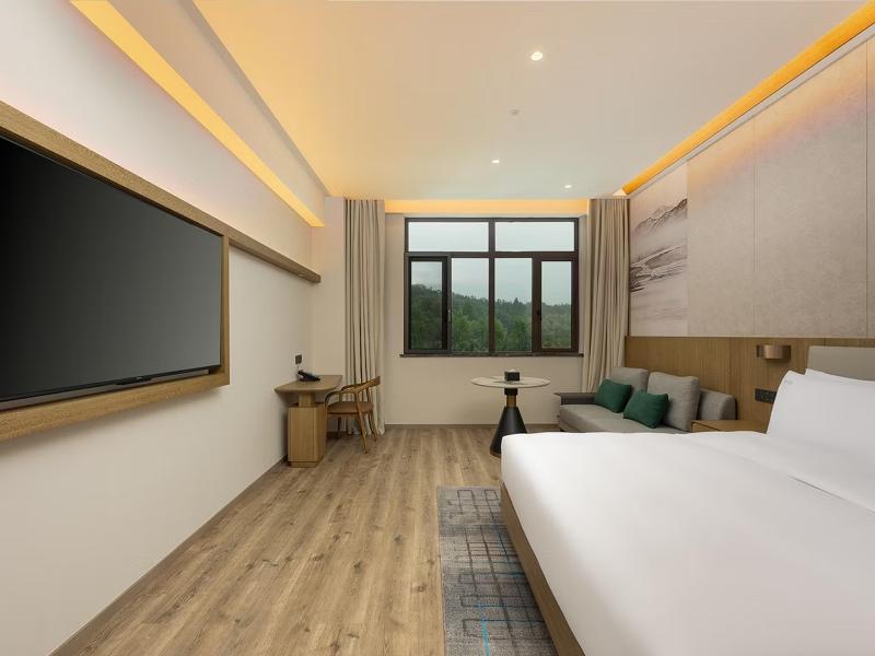 Holiday Inn Jiuhua Mountain Hot Spring image