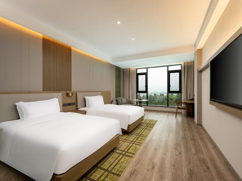 Holiday Inn Jiuhua Mountain Hot Spring image