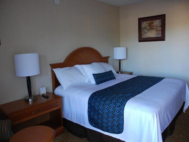 Chief Motel — view