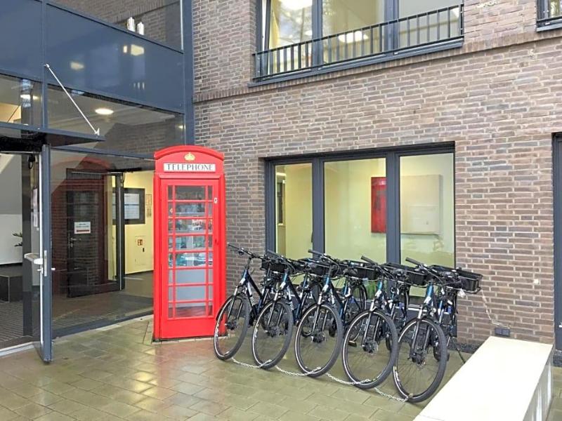 Europa Haus Bocholt Bett Bike image