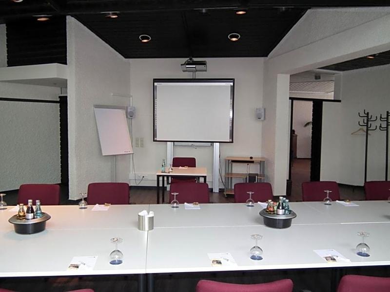 Europa Haus Bocholt Bett Bike image