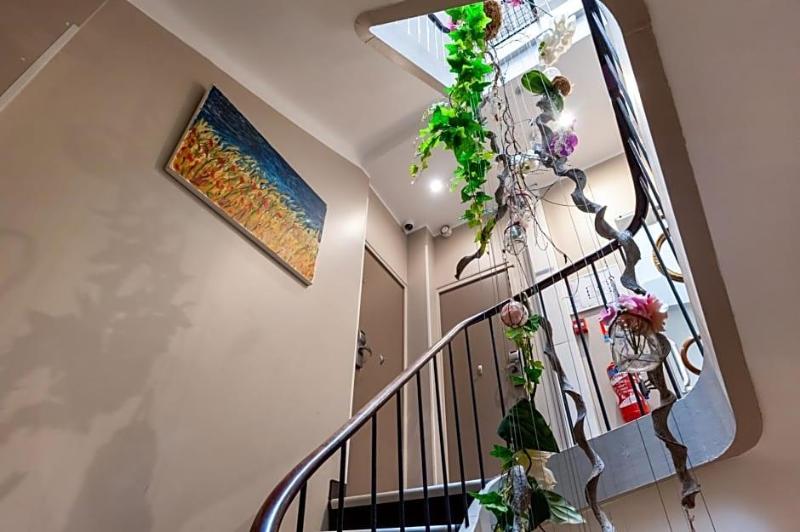 Hotel L Hotera image