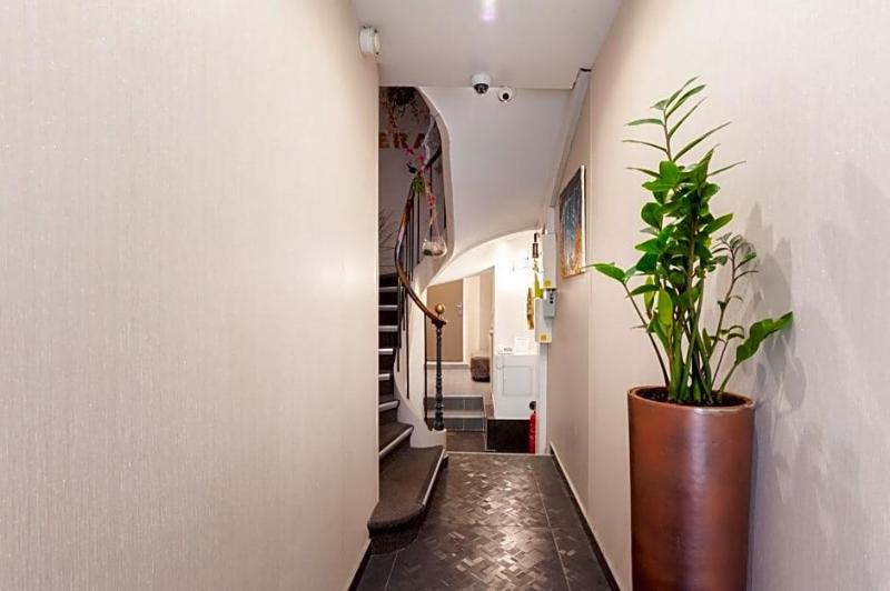 Hotel L Hotera image