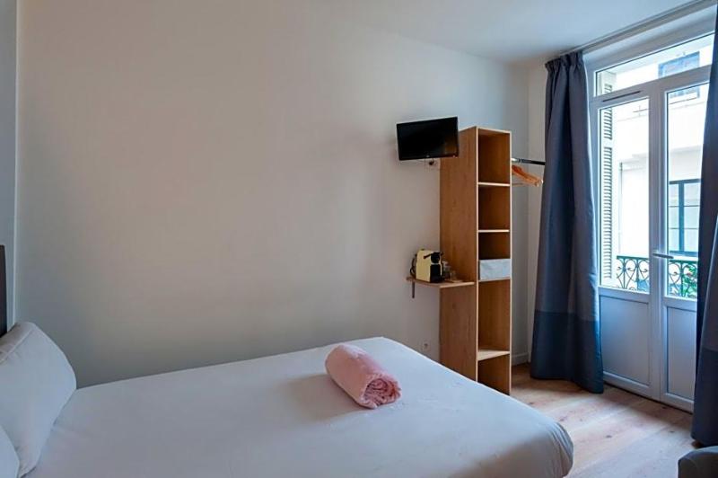 Hotel L Hotera image
