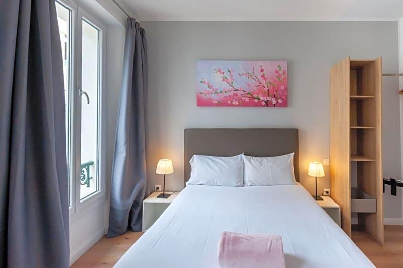 Hotel L Hotera image
