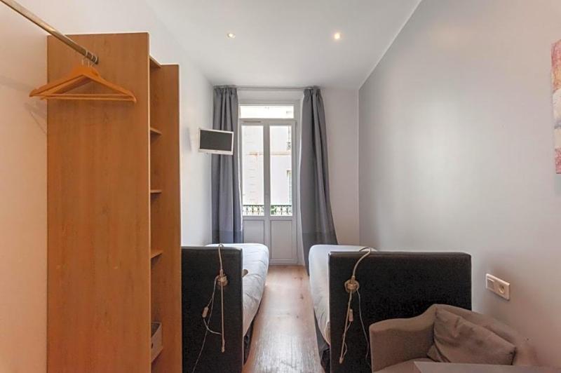 Hotel L Hotera image
