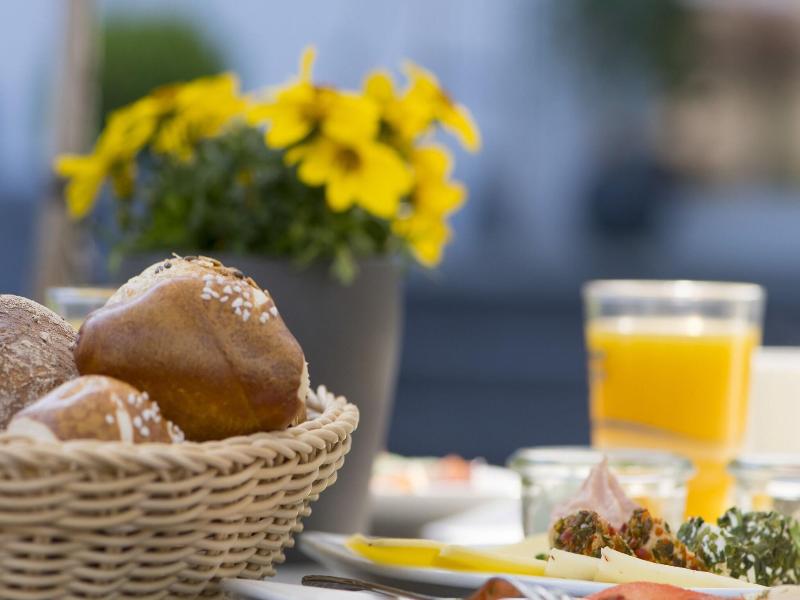 Hotel Restaurant Zur Marienburg image