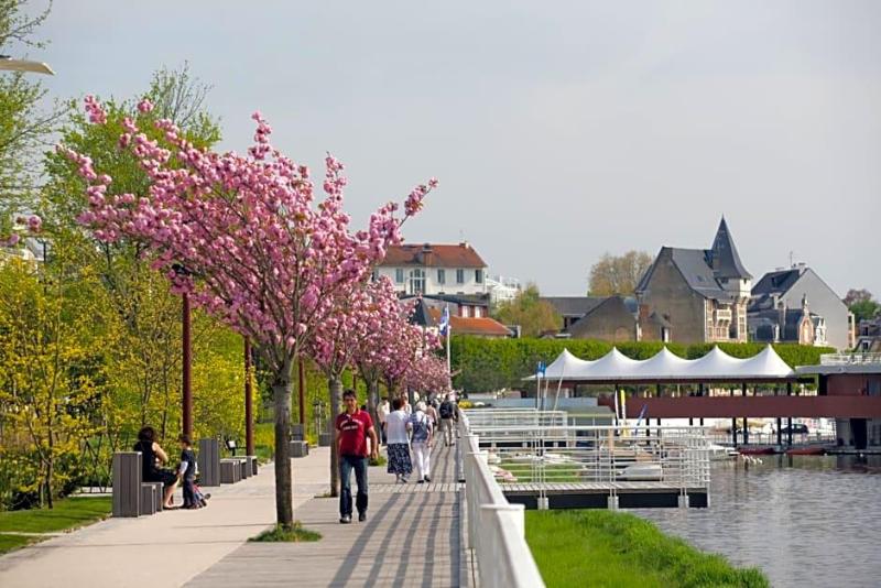 Hv Tel Des Thermes Les Dv Mes image