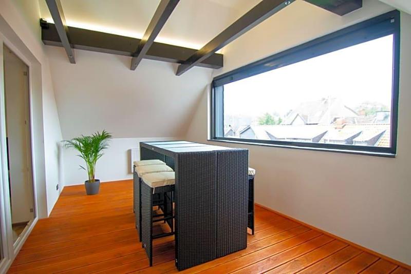 Schiefer Suite Hotel Apartments image