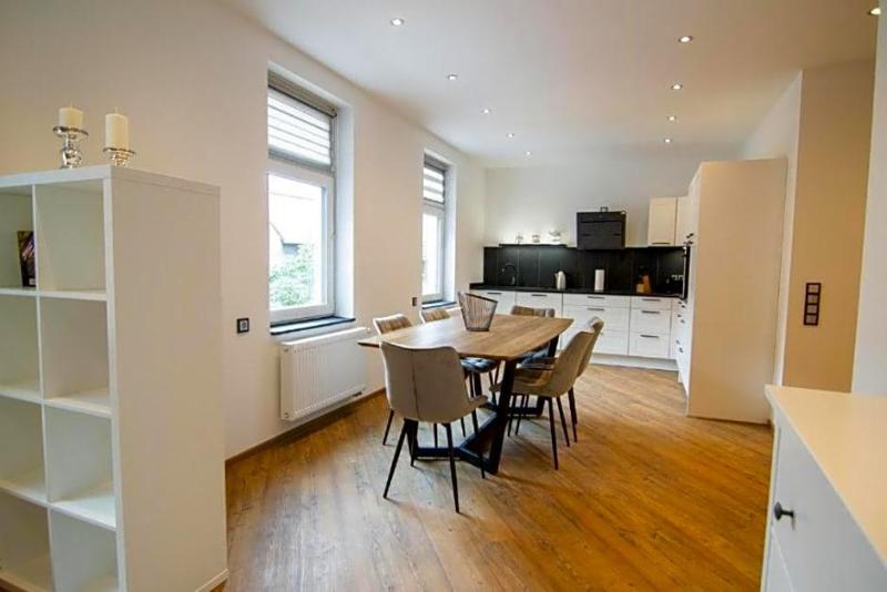 Schiefer Suite Hotel Apartments image