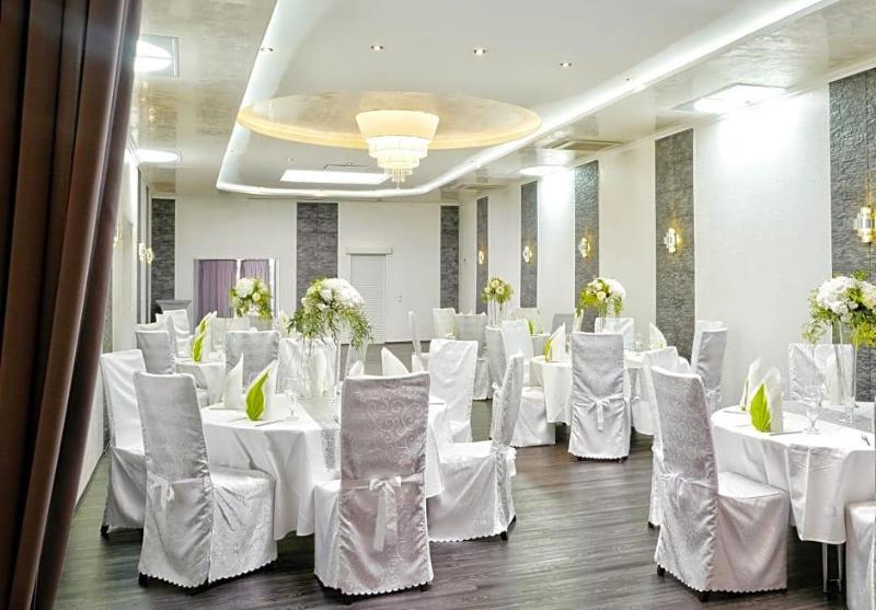 Hotel Krone image