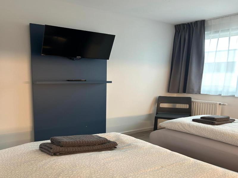 Hotel A24 Bei Hamburg image