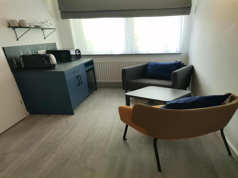 Hotel A24 Bei Hamburg image