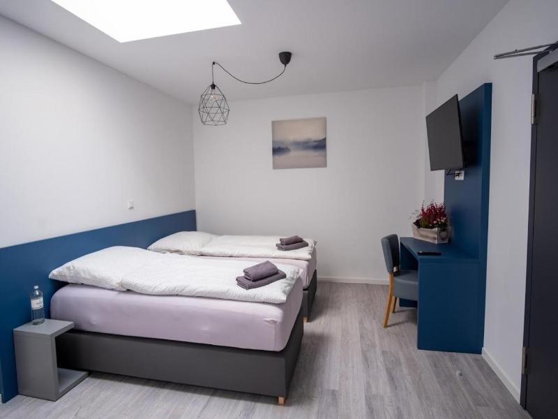 Hotel A24 Bei Hamburg image