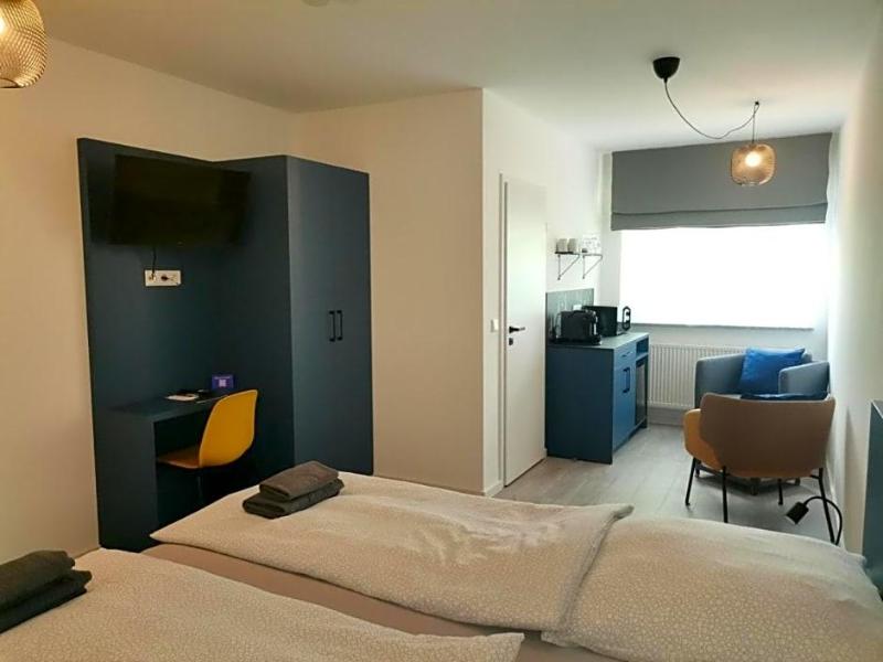 Hotel A24 Bei Hamburg image