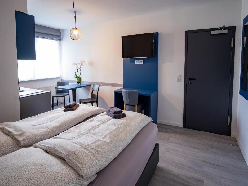 Hotel A24 Bei Hamburg image