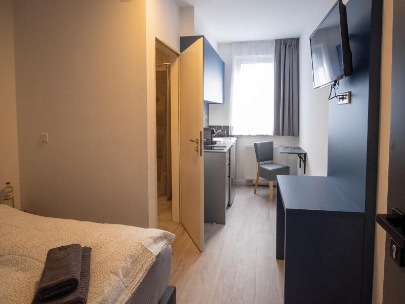 Hotel A24 Bei Hamburg image