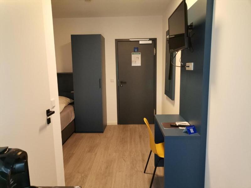 Hotel A24 Bei Hamburg image