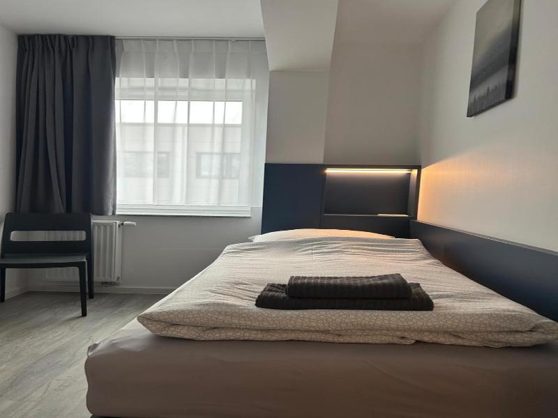 Hotel A24 Bei Hamburg image