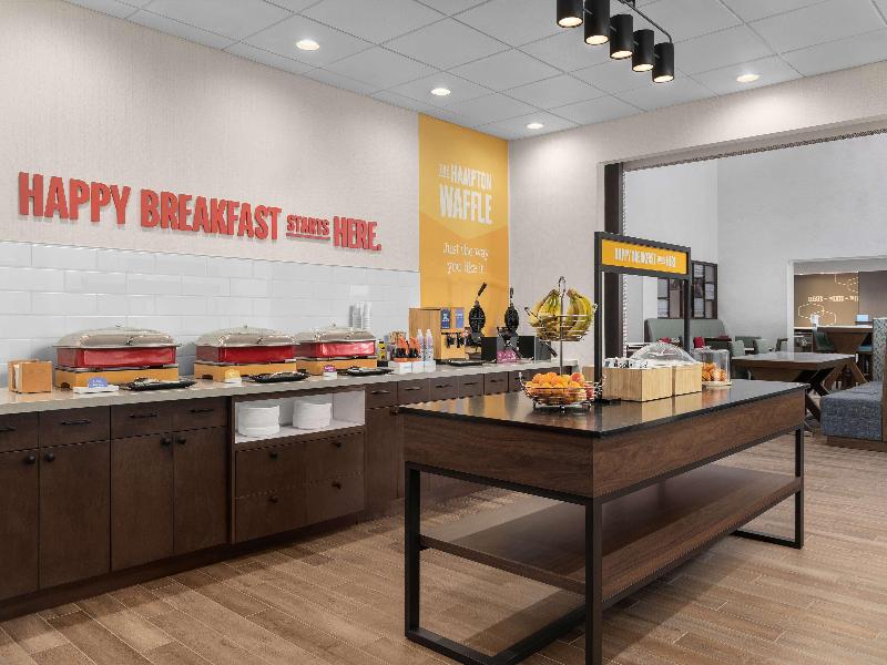 Hampton Inn & Suites Orangeville, On image