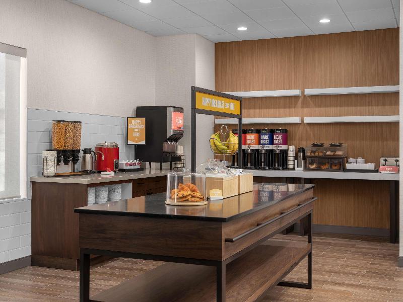 Hampton Inn & Suites Orangeville, On image