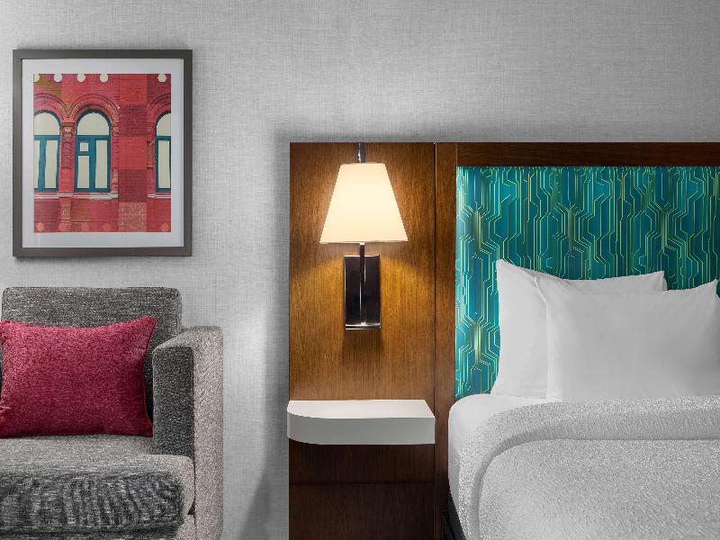 Hampton Inn & Suites Orangeville, On image
