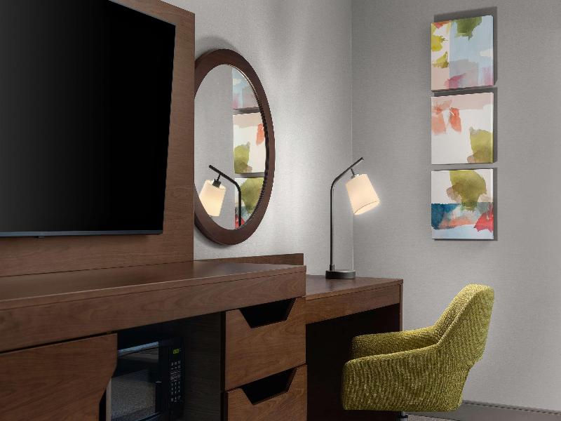 Hampton Inn & Suites Orangeville, On image