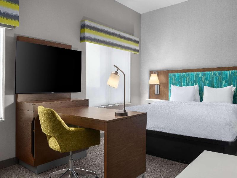 Hampton Inn & Suites Orangeville, On image