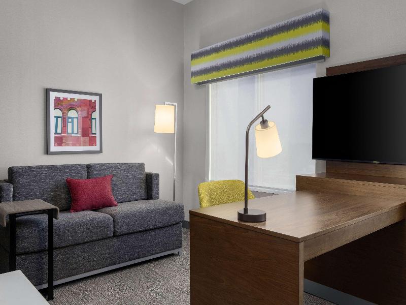 Hampton Inn & Suites Orangeville, On image