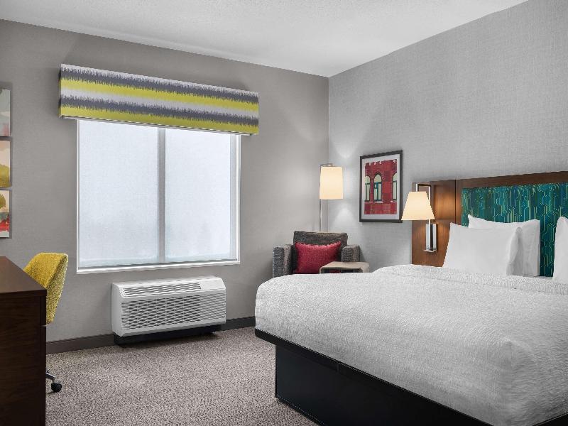 Hampton Inn & Suites Orangeville, On image