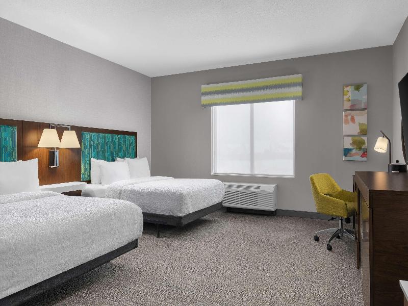 Hampton Inn & Suites Orangeville, On image