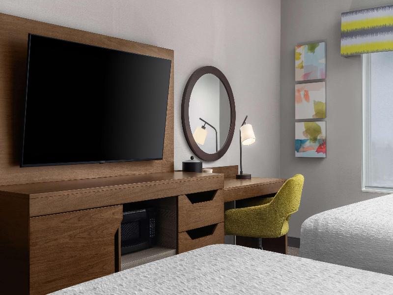 Hampton Inn & Suites Orangeville, On image
