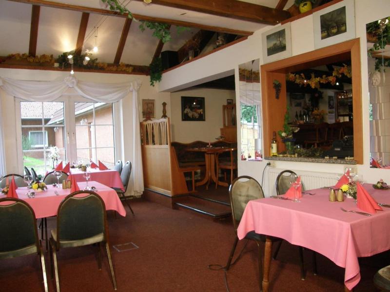 Ka Ka Hotel Garni image