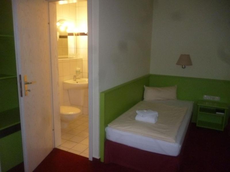 Ka Ka Hotel Garni image