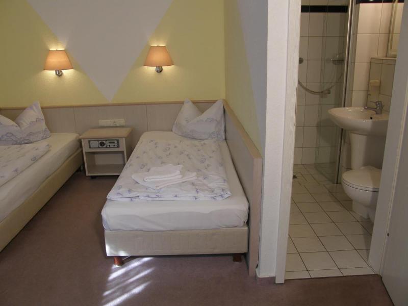 Ka Ka Hotel Garni image