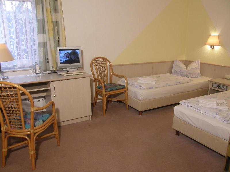 Ka Ka Hotel Garni image