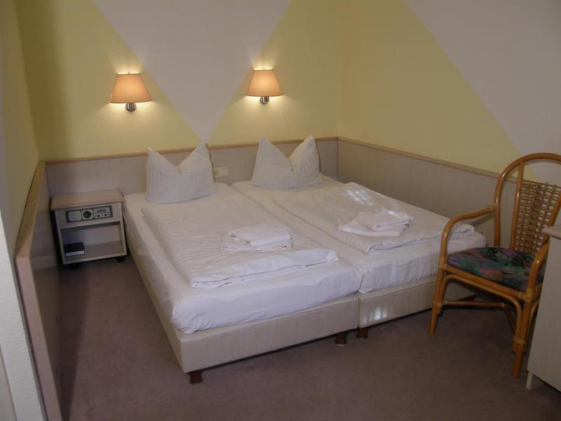 Ka Ka Hotel Garni image