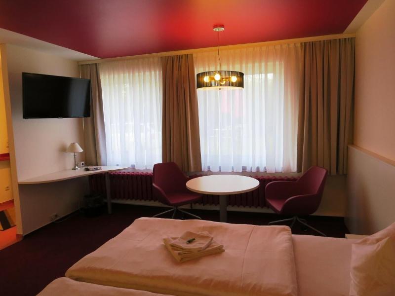 Ka Ka Hotel Garni image